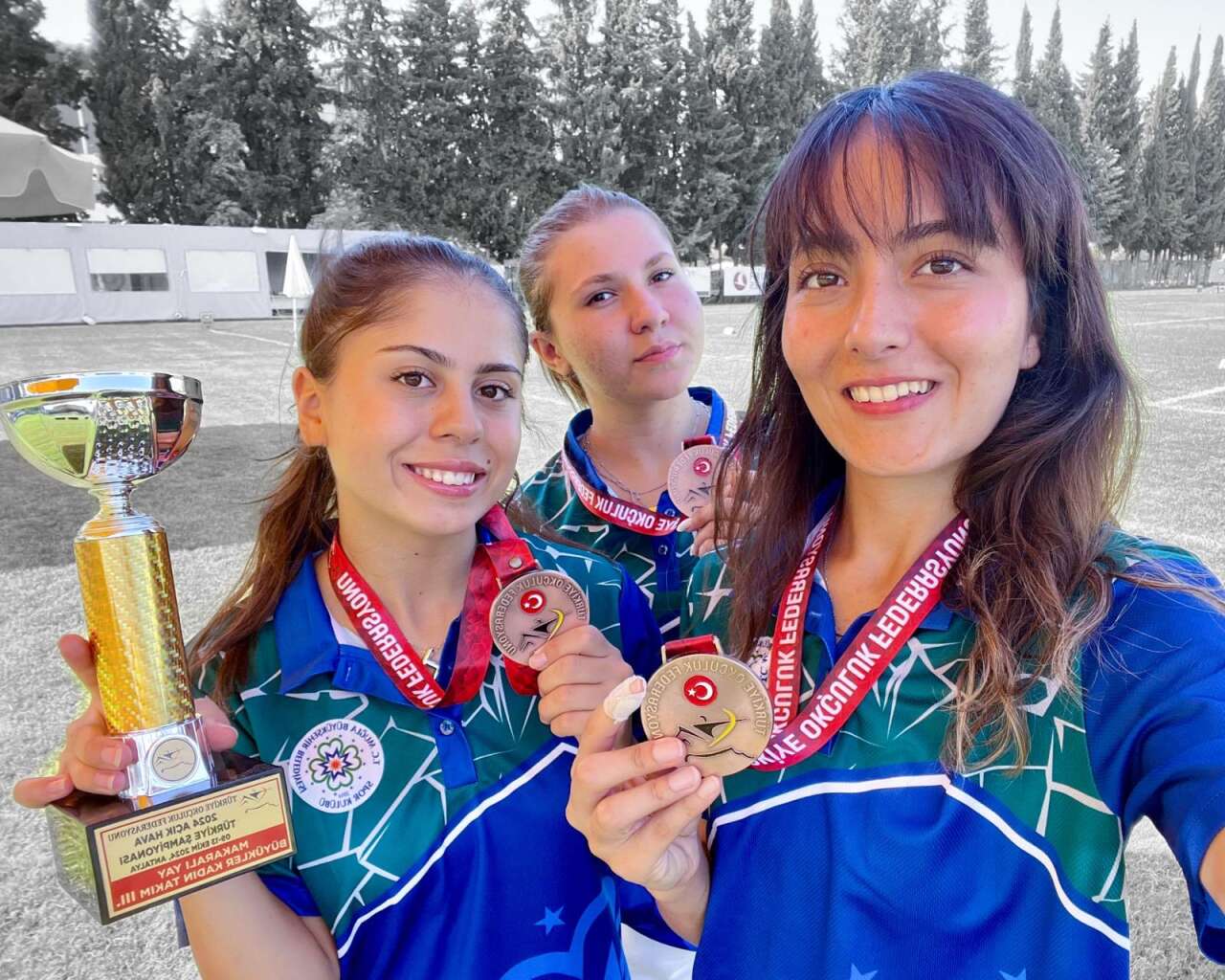 Muğla’da Bir Başarı Öyküsü: Aile Hekiminden Dünya Çapında Okçular 11